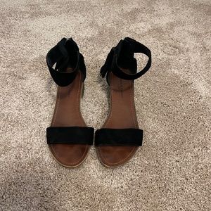 Sandals - gently worn